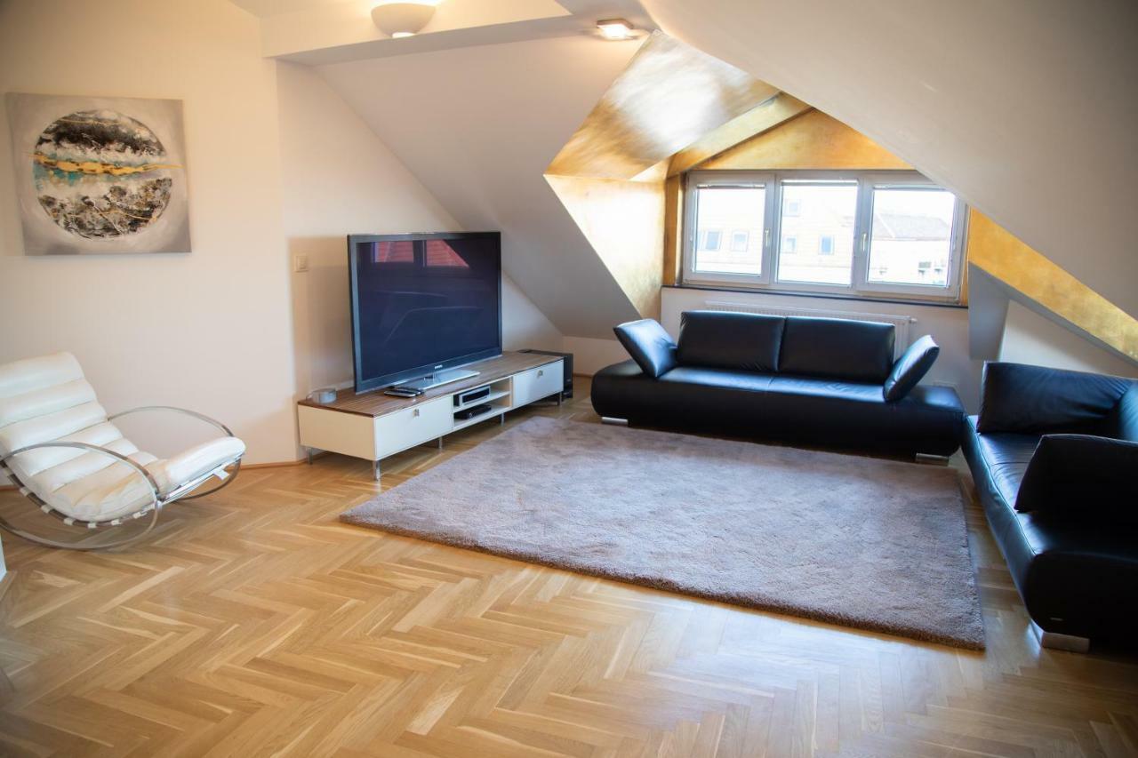 Easy Vienna Penthouse Apartment Luaran gambar